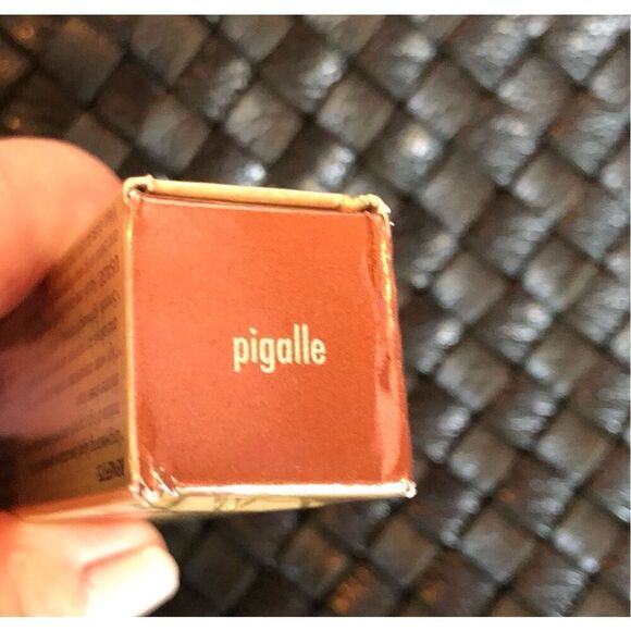 STILA - 🎉HP🎉 NWT - Shimmer & Glow Liquid Eye Shadow/“Pigalle”/Full Size & Boxed - Picture 4 of 12